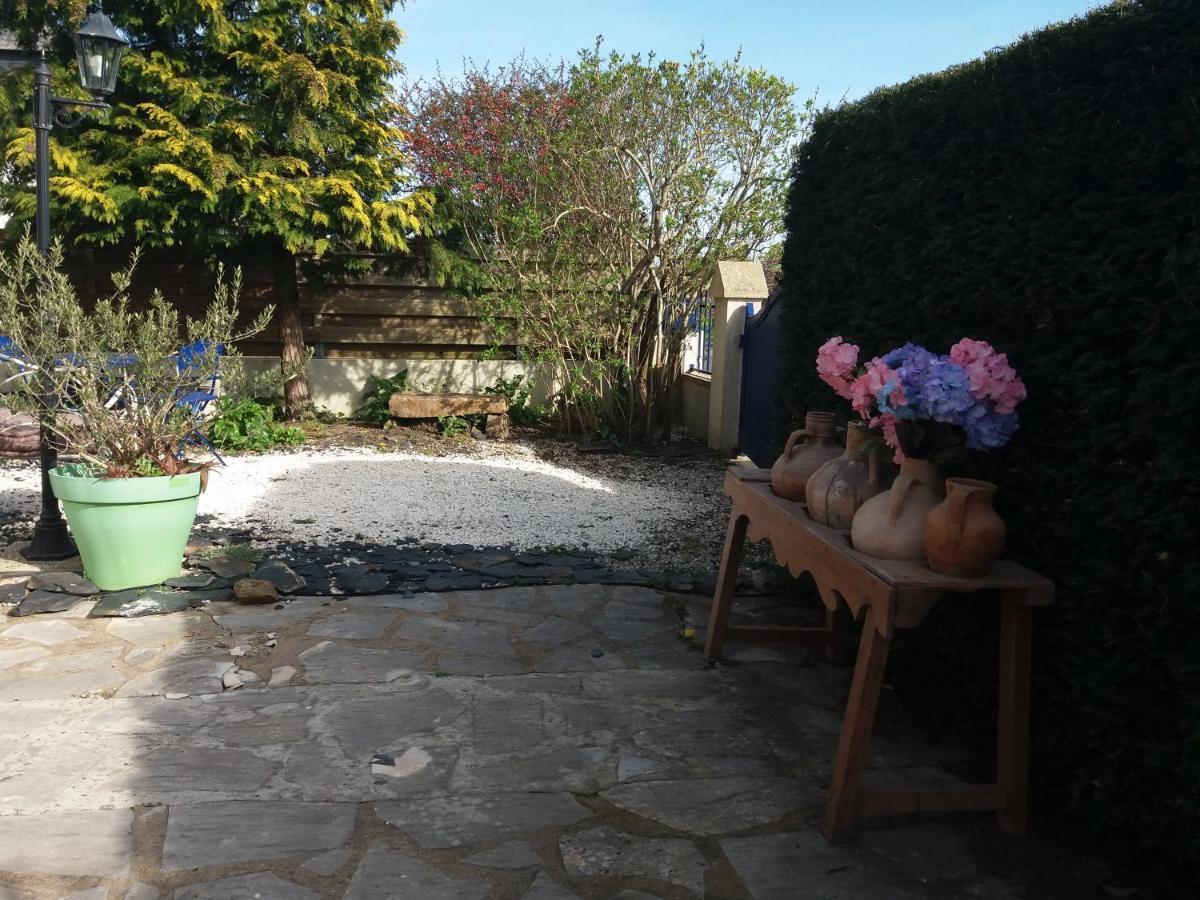 Les Mouettes 1 Gite Ou 4 Chambres D Hote, Jardin ,Bords De Loire La Bohalle Экстерьер фото